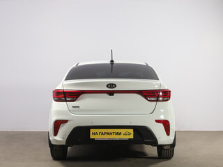 2020 Kia Rio IV, белый, 1299000 рублей, вид 5