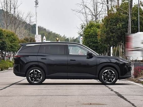 2026 Toyota bZ3X 58.3 kWh, чёрный, 2610000 рублей, вид 5