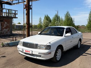 1992 Toyota Crown IX (S140), белый, 300000 рублей, вид 1