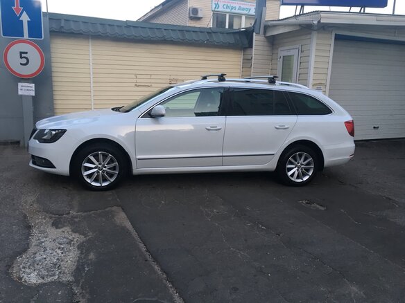 2014 Skoda Superb II Рестайлинг, белый - вид 4