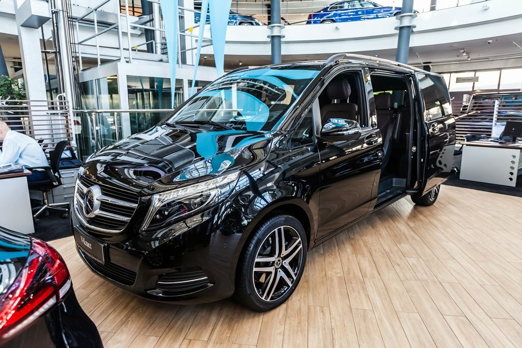 Мерседес бенц v 250