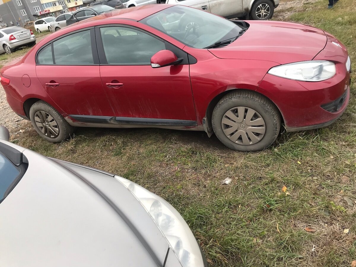 Купить б/у Renault Fluence I 1.6 AT (106 л.с.) бензин автомат в ...