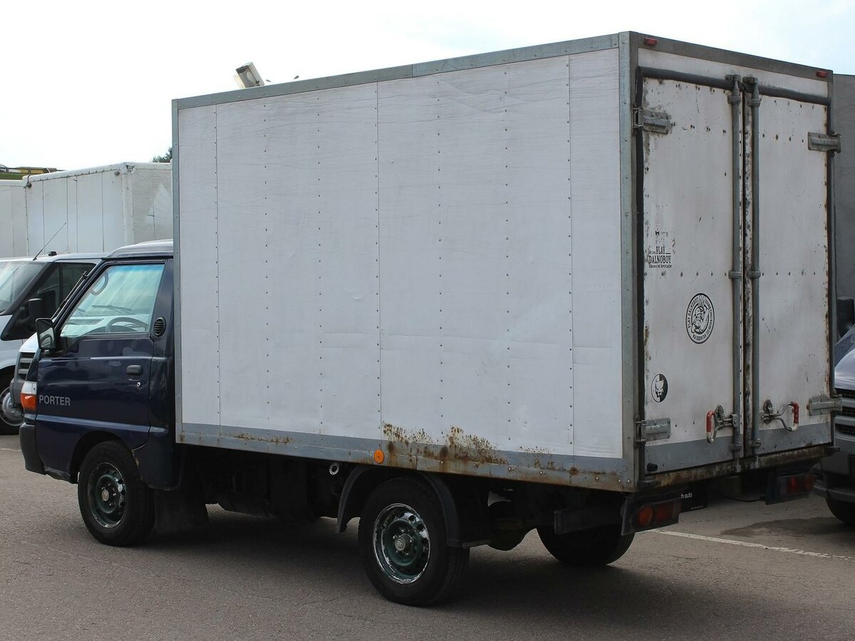 Изготовление будки на портер