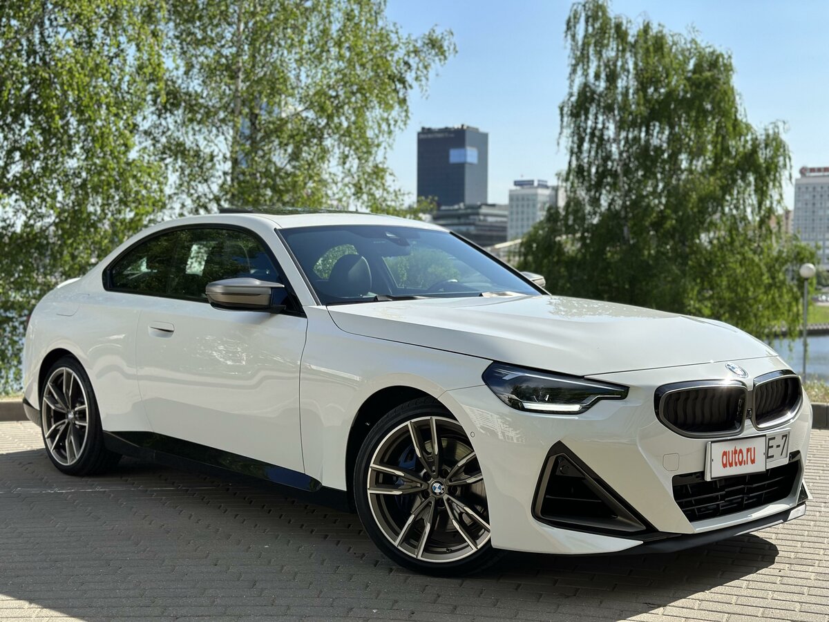 Особенности автомобиля BMW M240i xDrive Coupe (G42)