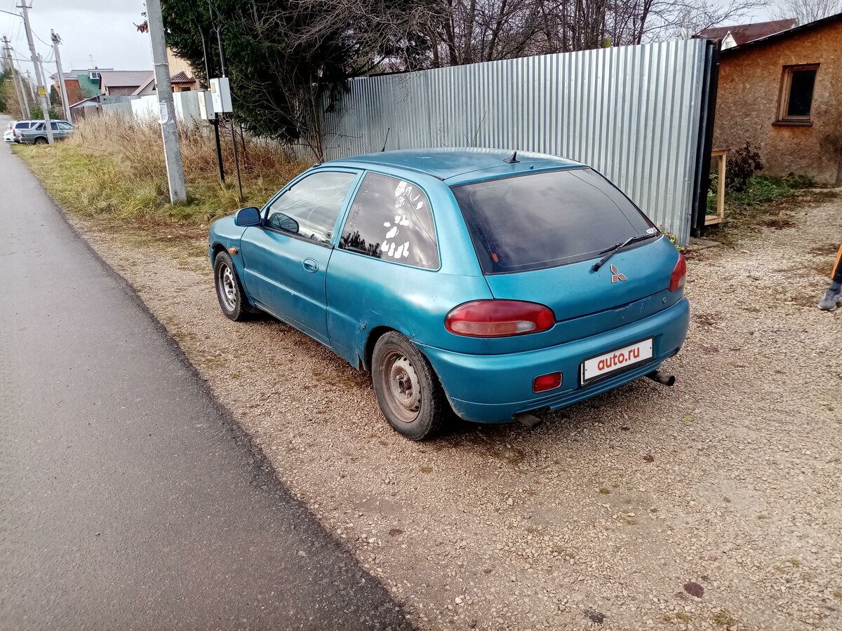 Купить б/у Mitsubishi Colt IV (CA0) 1.3 MT (75 л.с