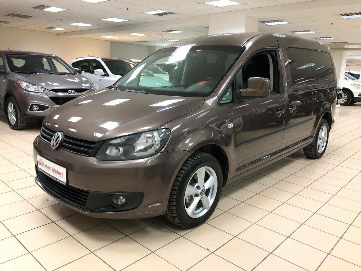 Volkswagen Caddy 2013 года
