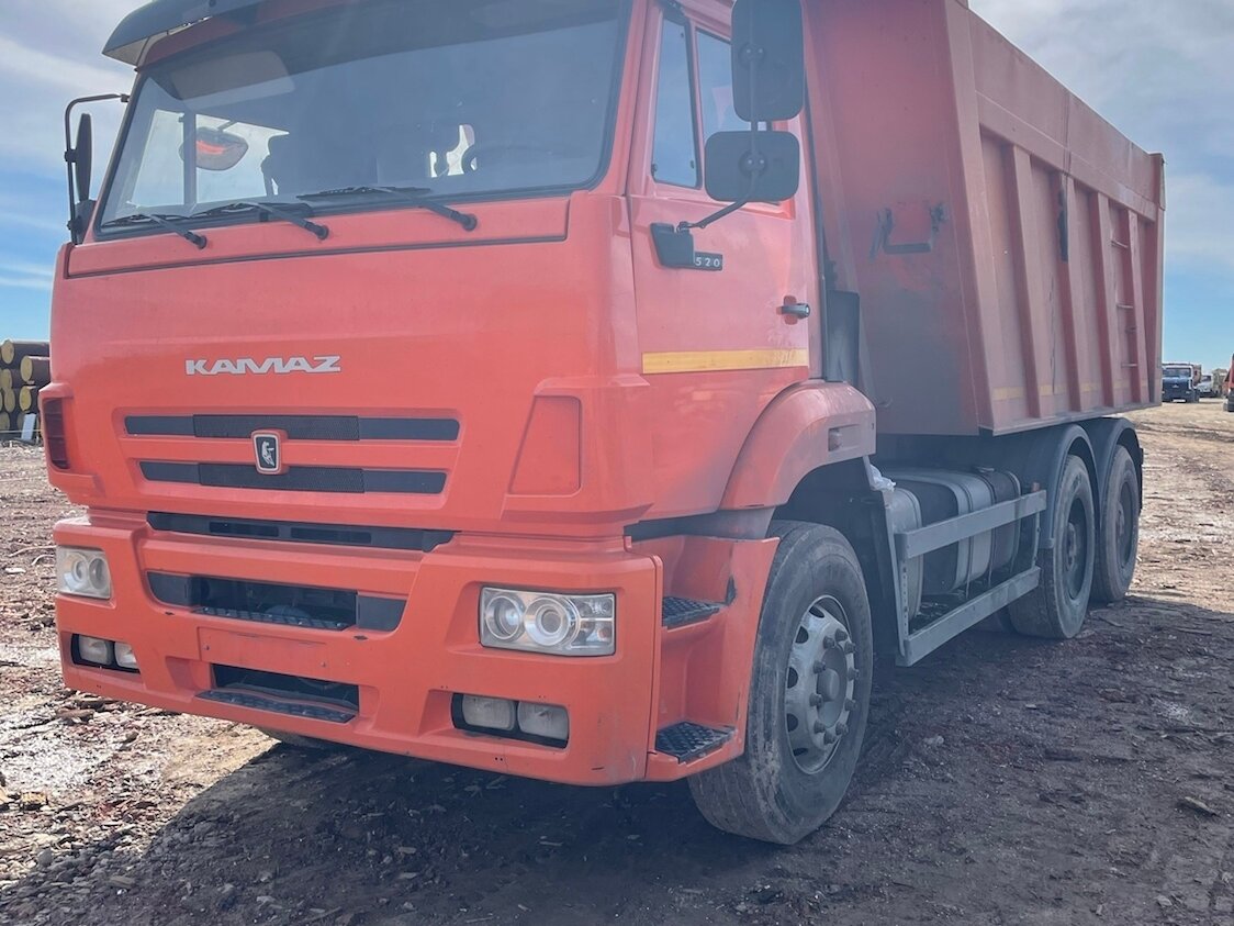 Купить б/у КамАЗ 6520 дизель механика в Хабаровске: оранжевый самосвал ...