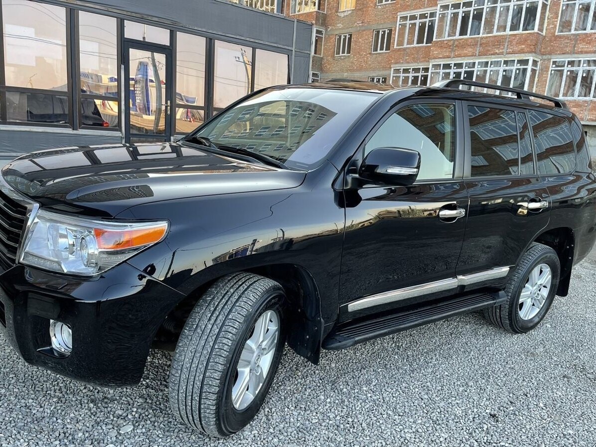 Купить б/у Toyota Land Cruiser 200 Series Рестайлинг 1 4.5d AT (235 л.с ...