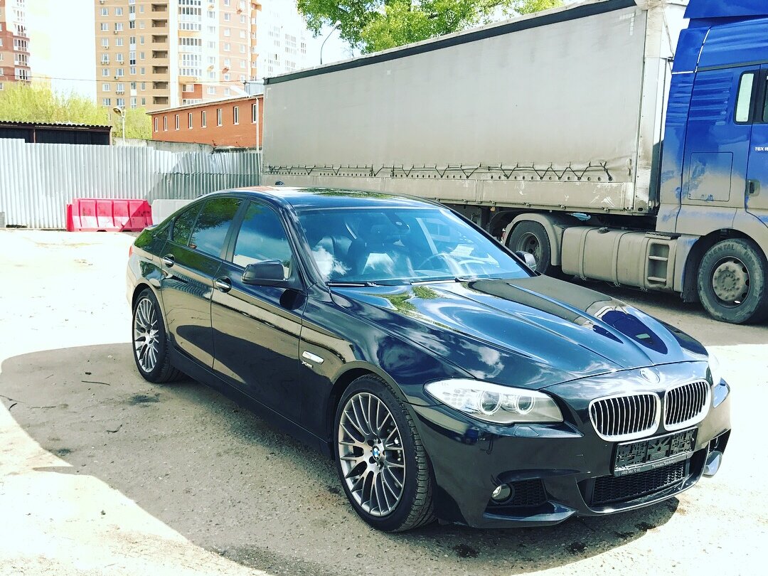 BMW 5 Series 2011