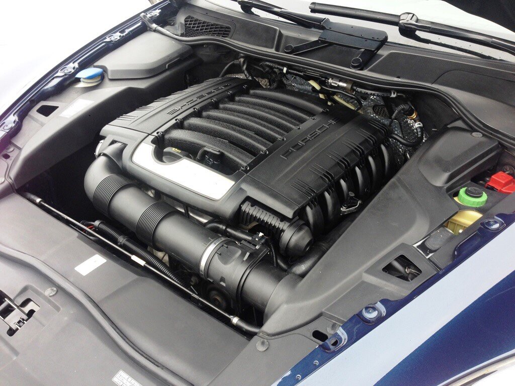 Порше кайен расположение двигателя - 98 фото