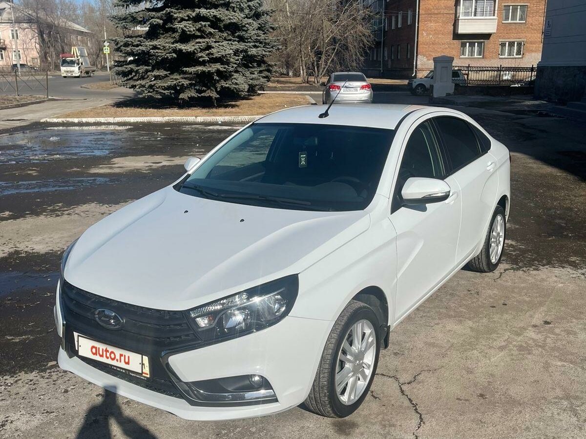 Лада Веста седан 2020 белая