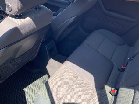 Audi A3 II 8P 2 1.4 AMT 125 . 3 II 8P 2 5 2012 1 000 000
