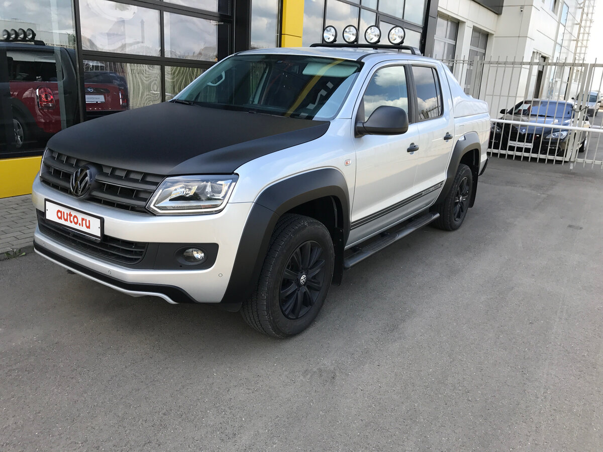 Volkswagen Amarok зелёный Раптор