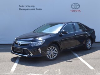 2017 Toyota Camry VII (XV50) Рестайлинг 2, чёрный, 3990000 рублей, вид 1