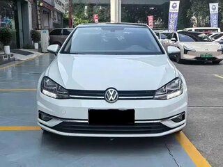2020 Volkswagen Golf VII Рестайлинг, белый, 1450999 рублей, вид 1