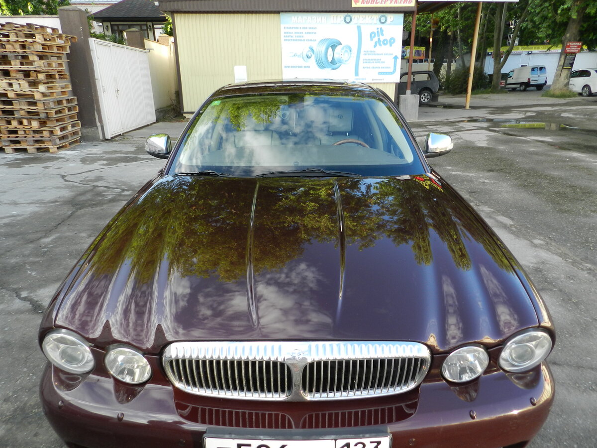 Ягуар XJR 2009