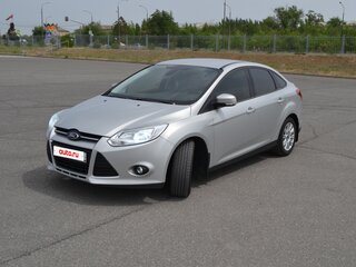 2013 Ford Focus III, серебристый, 745000 рублей, вид 1
