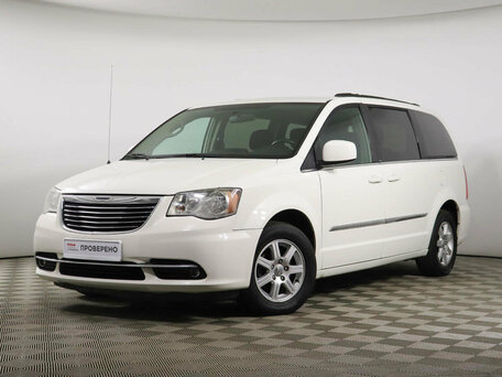 2012 town and country van