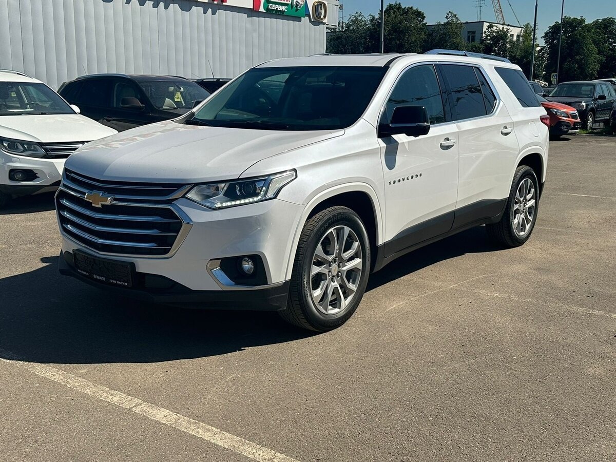 Купить б/у Chevrolet Traverse II 3.6 AT (318 л.с.) 4WD бензин автомат в ...