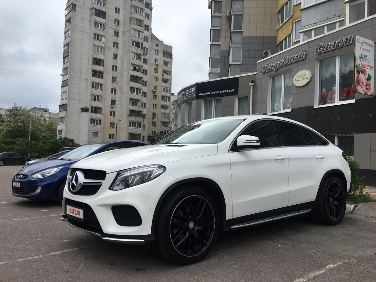 Технология Parking Package с 360-камерами для комфортной парковки