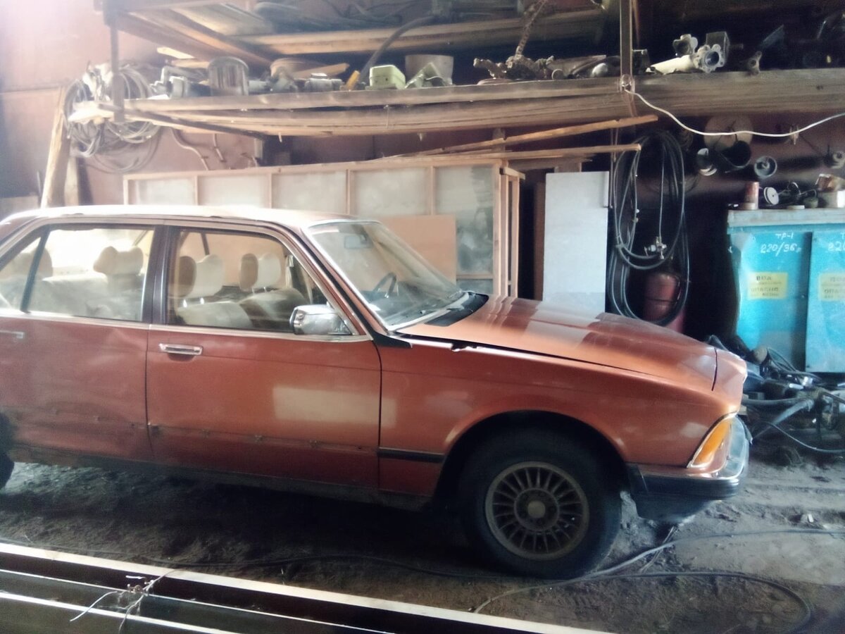 Купить б/у BMW 7 серии I (E23) 735i 5-speed 3.5 MT (218 л.с.) бензин ...