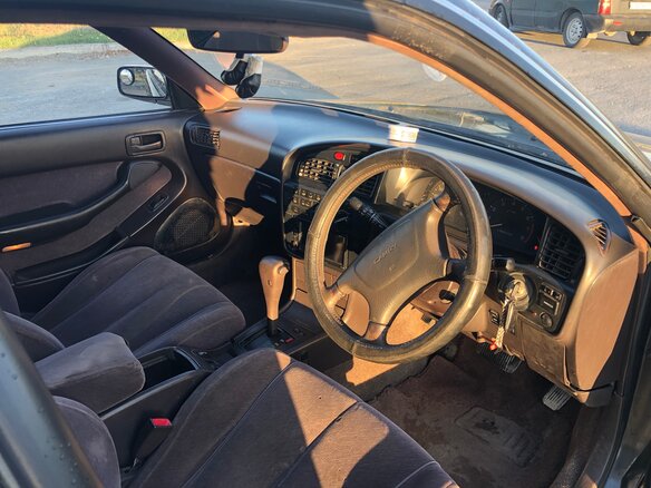 1992 Toyota Camry Prominent V30, серый - вид 3