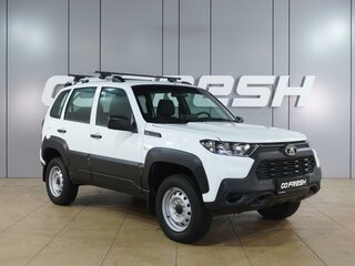 2022 Lada (ВАЗ) Niva I Рестайлинг (Travel), белый, 975000 рублей, вид 1