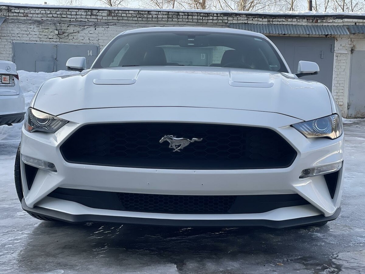 Купить б/у Ford Mustang VI Рестайлинг 2.3 AT (317 л.с.) бензин автомат ...