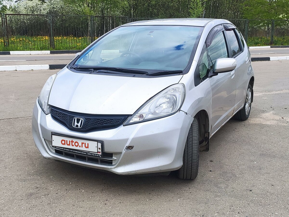 Купить б/у Honda Fit II 1.3 AT (100 л.с.) 4WD бензин автомат в Пушкино ...