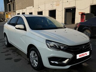 2024 Lada (ВАЗ) Vesta I Рестайлинг (NG), белый, 1380000 рублей, вид 1