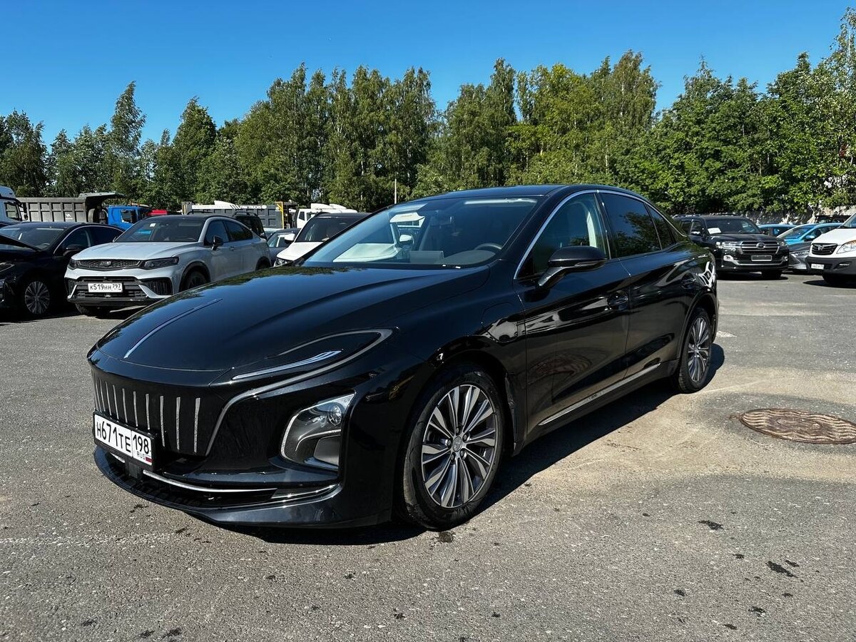 Купить б/у Hongqi E-QM5 2021-2025 54 kWh Electro AT (100.0 кВт) электро ...