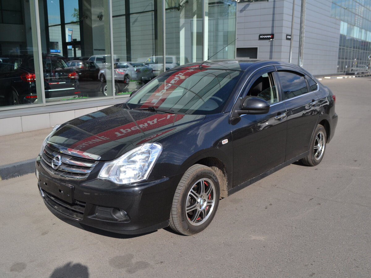 Nissan Almera g15 бордовый