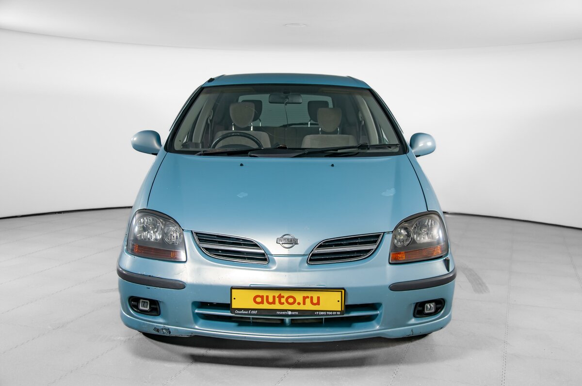 Nissan Tino 2000