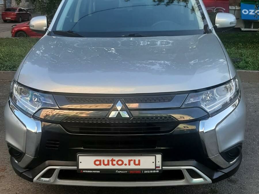 Купить б/у Mitsubishi Outlander III Рестайлинг 3 2.0 CVT (146 л.с.) 4WD ...