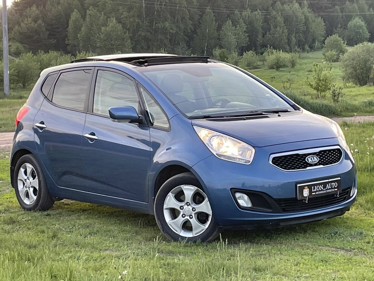 Kia Venga i компактвэн