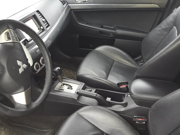 2008 Mitsubishi Lancer X, белый, 1180000 рублей - вид 9