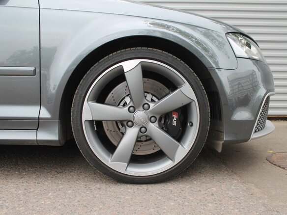 2012 Audi RS 3 I (8P), серый - вид 11