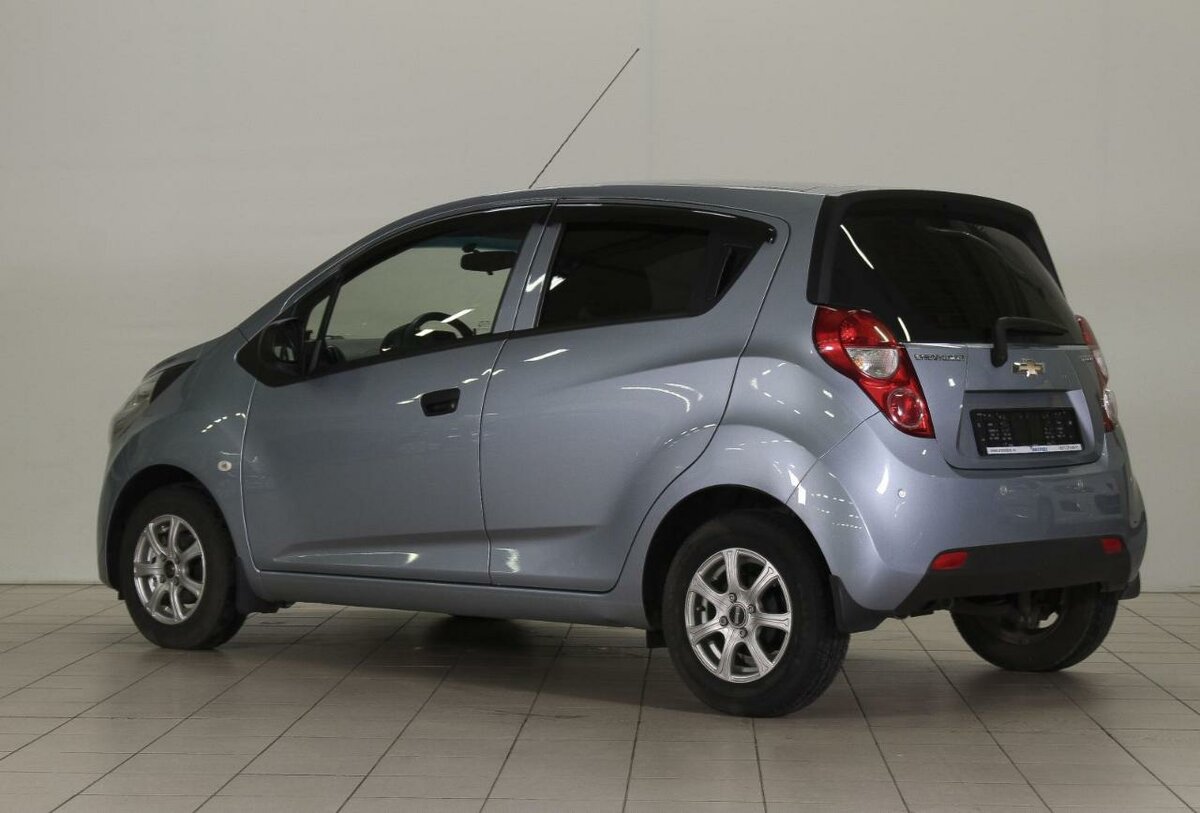 Chevrolet Spark Silver