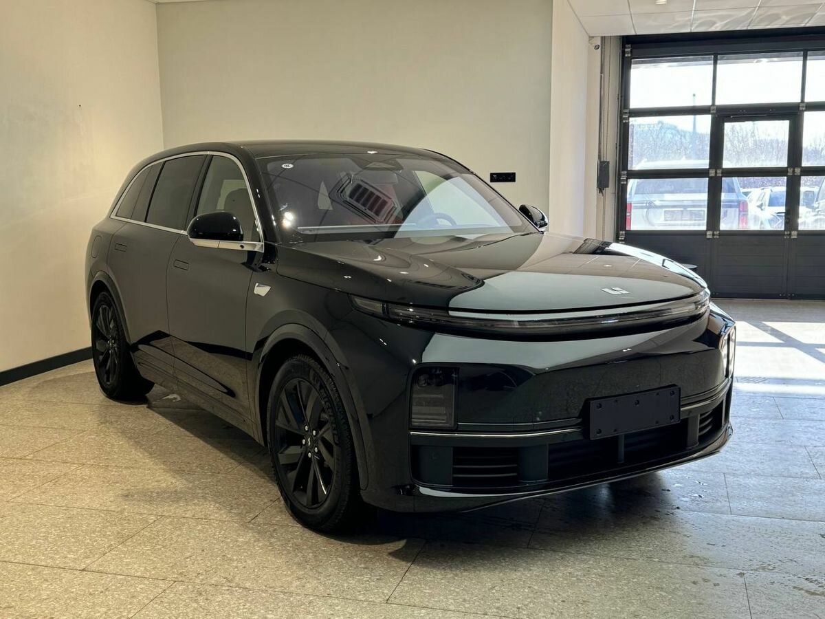 Купить новый LiXiang L7 I 1.5hyb AT (449 л.с.) 4WD гибрид автомат в ...
