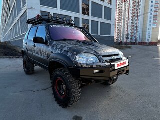 2015 Chevrolet Niva I Рестайлинг, серый, 1020000 рублей, вид 1