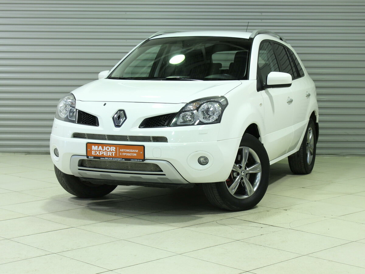 Renault Koleos: Просторный и комфортабельный кроссовер для всей семьи