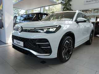 2024 Volkswagen Tiguan L Pro III (China Market), белый, 5298000 рублей, вид 1
