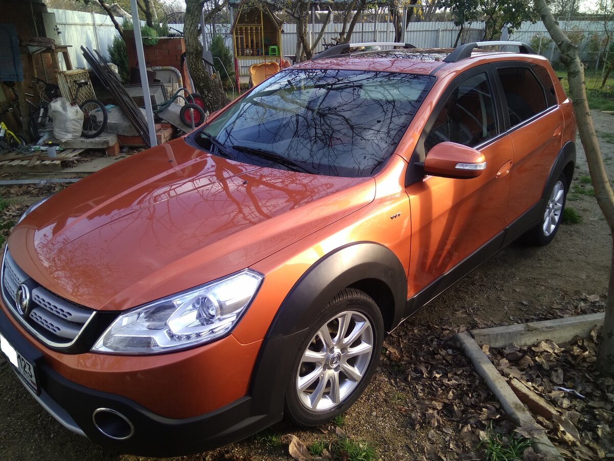 Купить б/у DongFeng H30 Cross 2011-2018 1.6 AT (117 л.с.) бензин