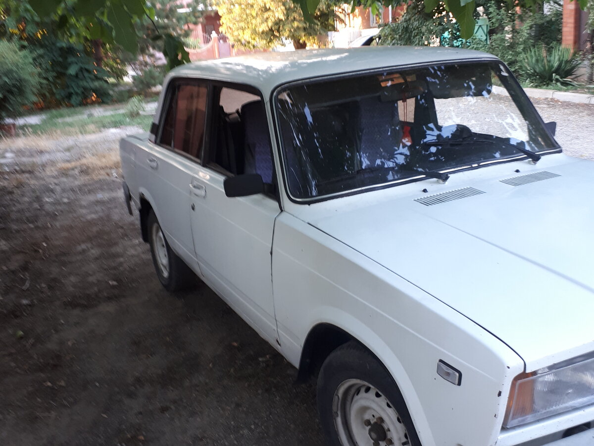 ваз 2107 1990