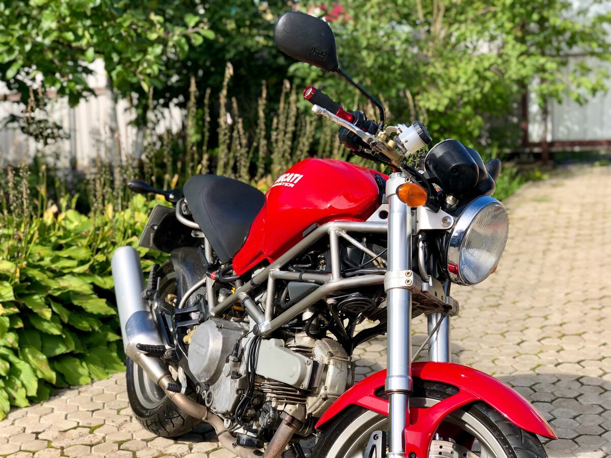 Ducati Monster 400 2001