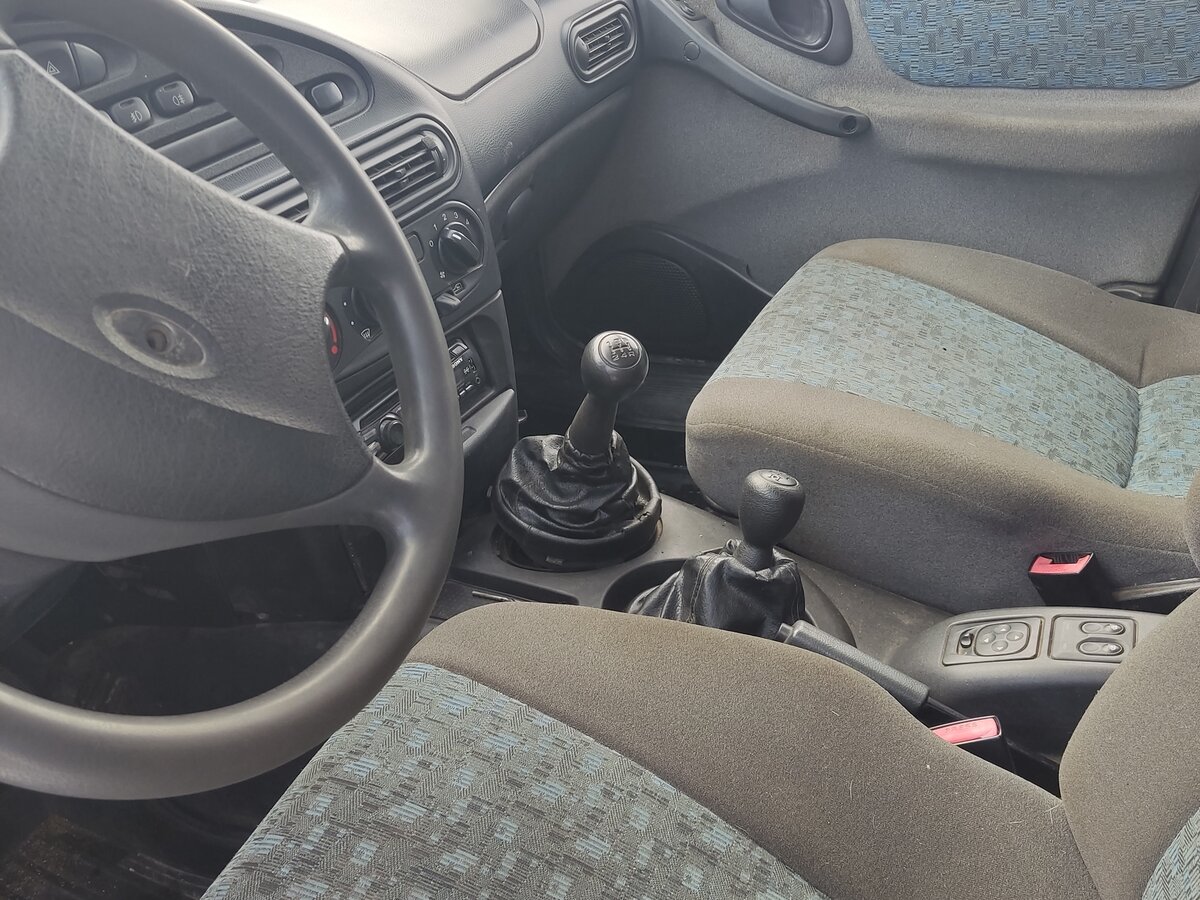 Купить б/у Chevrolet Niva I 1.7 MT (80 л.с.) 4WD бензин механика в ...