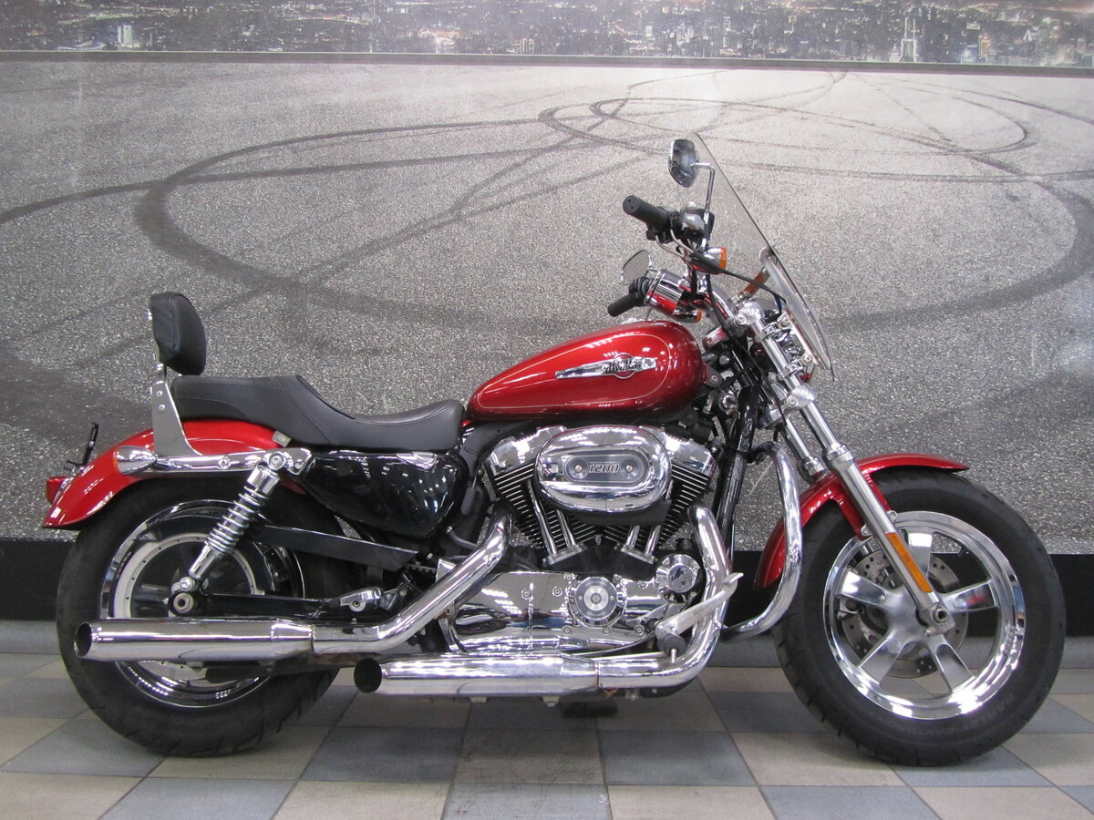 Смотрите: Harley-Davidson Sportster 1200 2013 года за 699 000 рублей на Авт...