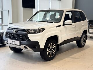 2025 Lada (ВАЗ) Niva I Рестайлинг (Travel), белый, 1610500 рублей, вид 1