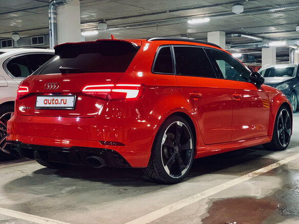 2017 Audi RS 3 II (8V) Рестайлинг, красный - вид 1