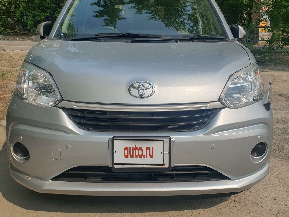 Купить б/у Toyota Passo III Рестайлинг 1.0 CVT (69 л.с.) бензин ...